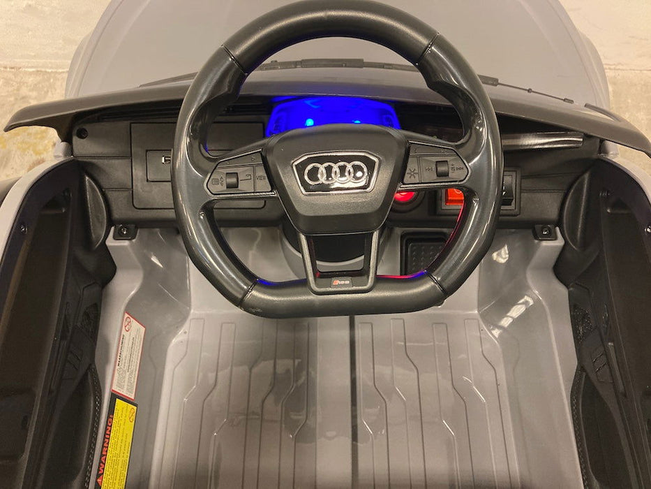 Audi RS6 Kinderauto 12 Volt + 2.4G Afstandsbediening (nardo grijs) - Trapautodealer