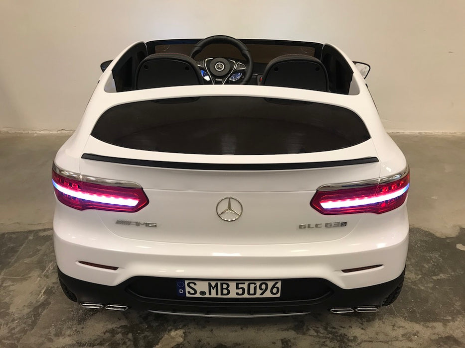 Mercedes GLC63 2-Persoons Accu Auto 12V 4WD + 2.4G RC (wit) - Trapautodealer