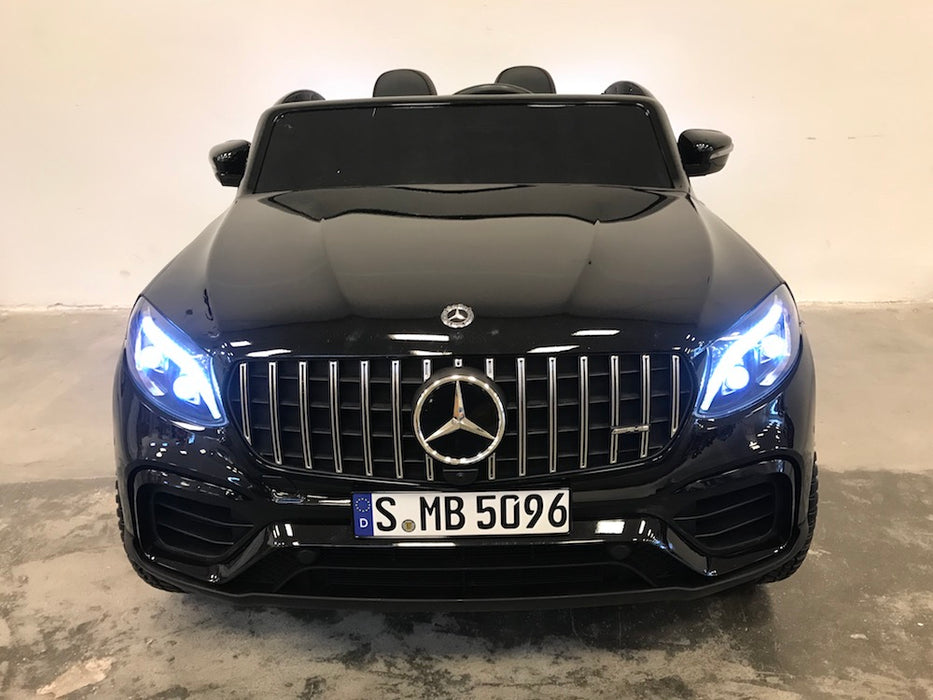 Mercedes GLC 63 AMG 4WD 2-Persoons Kinderauto 12V + 2.4G RC (zwart) - Trapautodealer