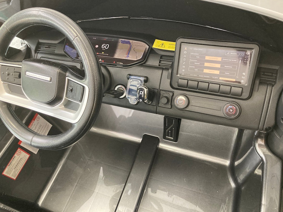 Range Rover Voque Kinderauto 2-Persoons 24V + 2.4G Afstandsbediening (zilver metallic) - Trapautodealer