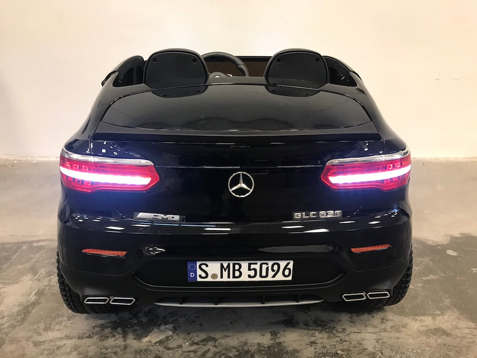 Mercedes GLC 63 AMG 4WD 2-Persoons Kinderauto 12V + 2.4G RC (zwart) - Trapautodealer