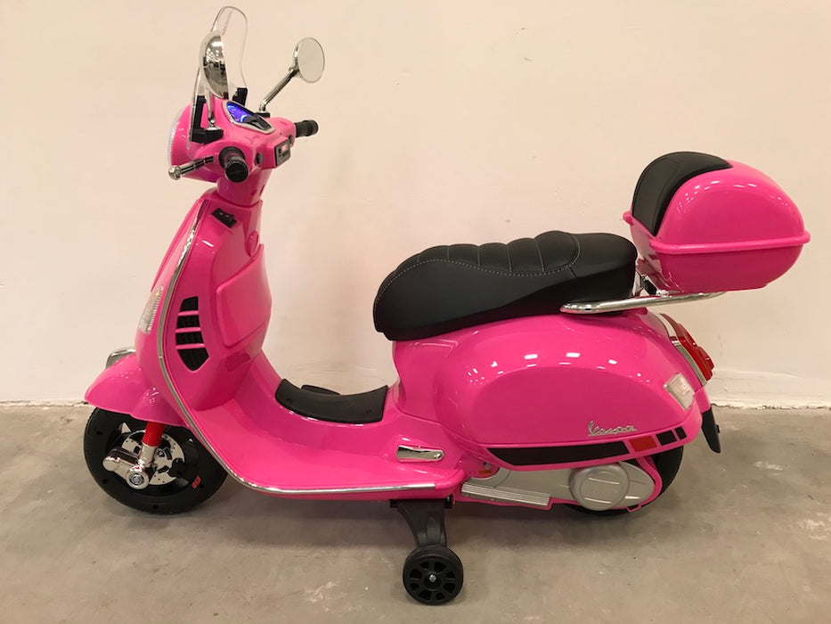 Vespa Kinderscooter GTS 12V (roze) - Trapautodealer