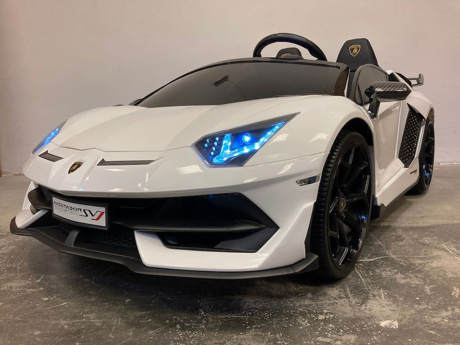 Lamborghini Aventador 2-Persoons Kinderauto 24V Drift + 2.4G RC (wit) - Trapautodealer