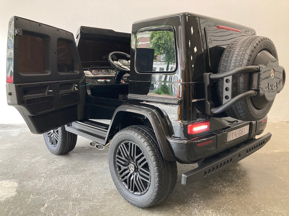 Mercedes G63 XL AMG Deluxe  Kinderauto 24V 4WD zwart metallic twee persoons - Trapautodealer