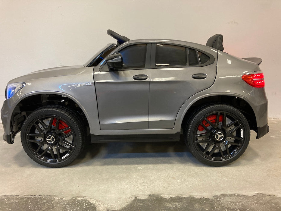 Mercedes GLC 63 Accuauto 1-Persoons 12V 4WD + 2.4G RC (zilvergrijs) - Trapautodealer