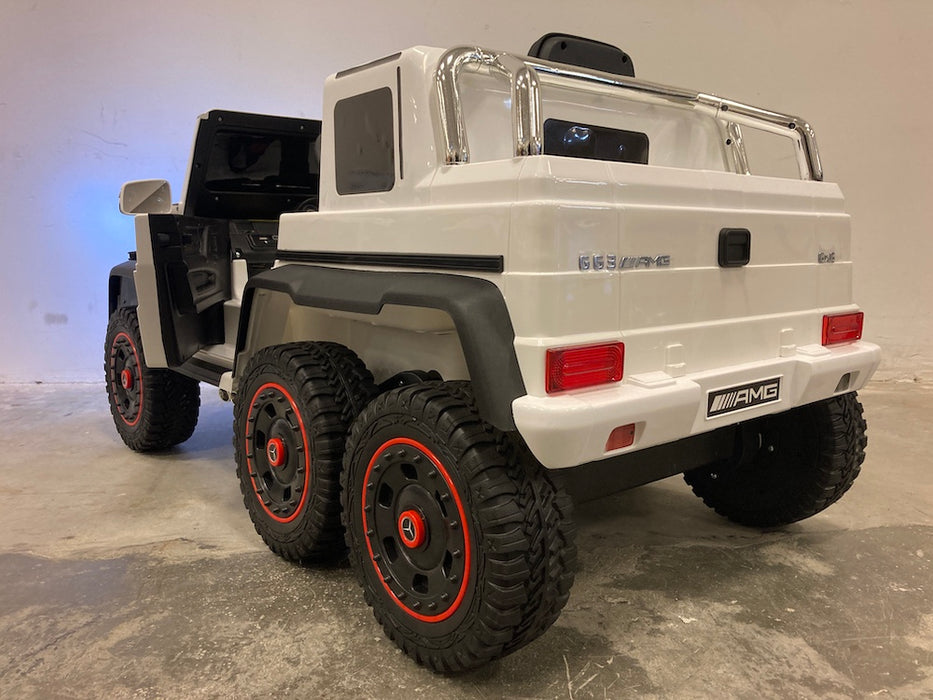 Mercedes G63 AMG 6x6 Kinderauto 12V 4WD + 2.4G RC (wit) - Trapautodealer